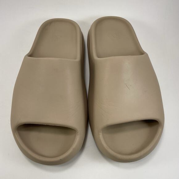 Adidas Yeezy Slides Womens Size 9 Pure Beige Tan Sandals, No Box - Picture 9 of 9